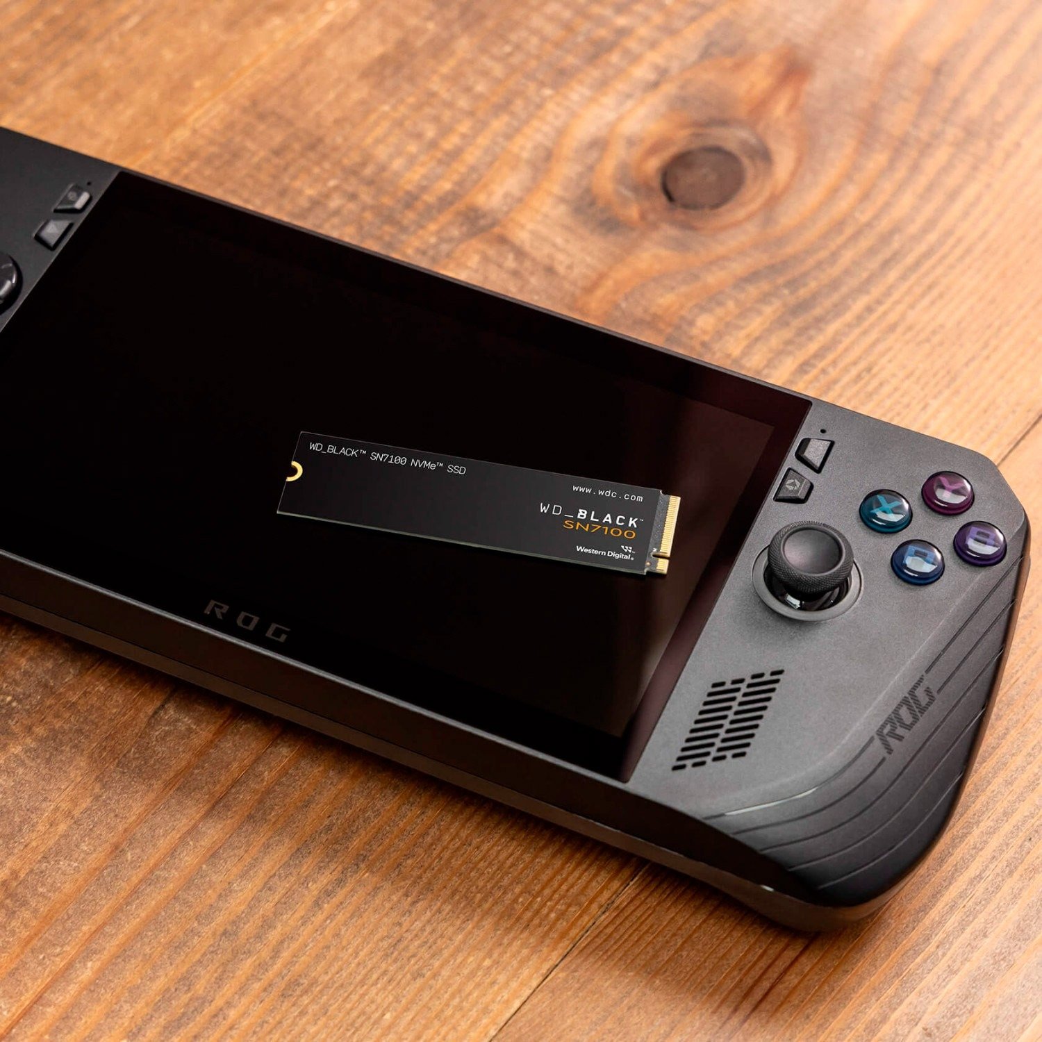 SSD-накопитель M.2 1TB WD Black SN7100 (WDS100T4X0E) купить